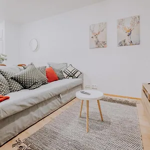 Apartment Apartment, Sleepwell, Tyynimeri With Private Parking And Optional Private Sauna, Helsinki